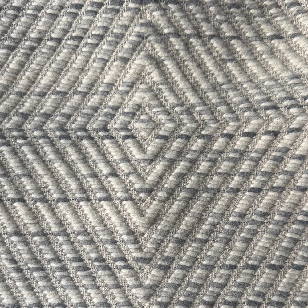 Pottery Barn Wool Cotton Pillow Cover Cream Gray Chunky Diamond Zip Closure 22”
